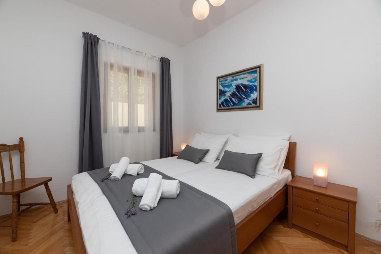 Apartments4You Supetar-The Best And Most Popular Apartments For Discovering The Island - Free Parking - 200 Meters From The Beach Buitenkant foto